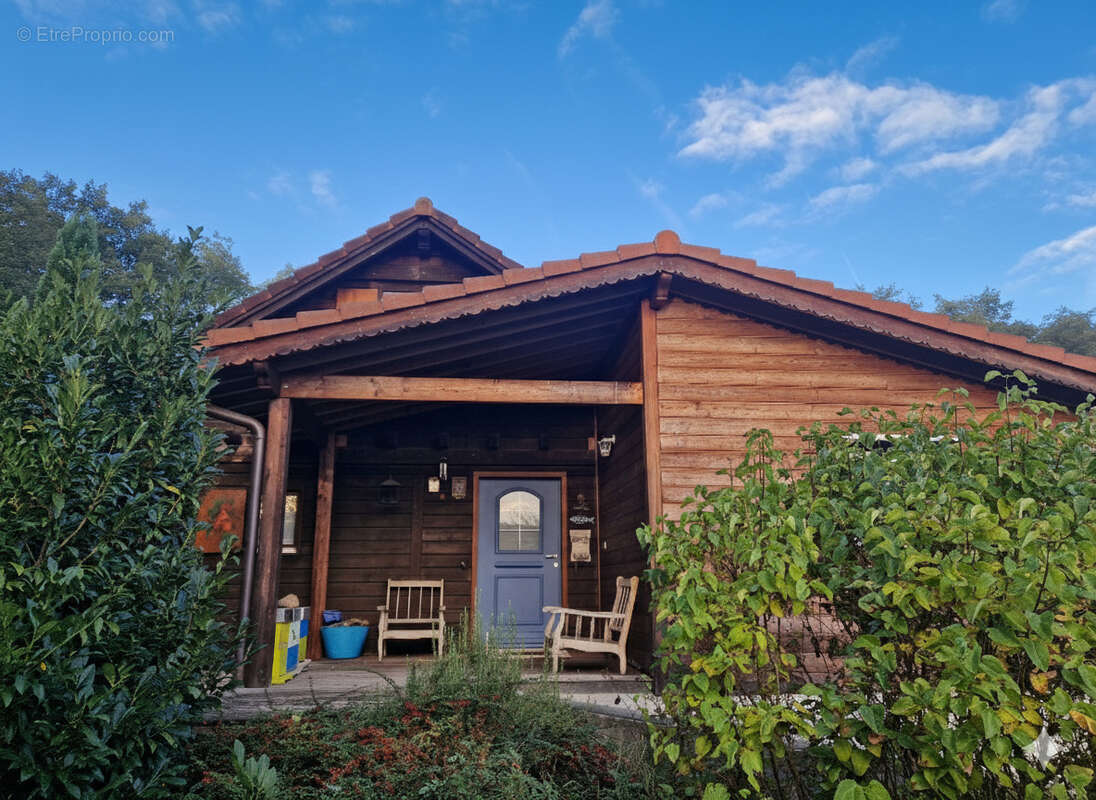 Maison à LE VAL-DE-GOUHENANS