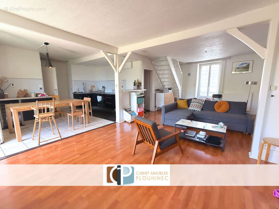 NOUVEAUTÉ   Mâcon - Duplex lumineux de 105 m2 avec balcon et jardin commun. - photo 2