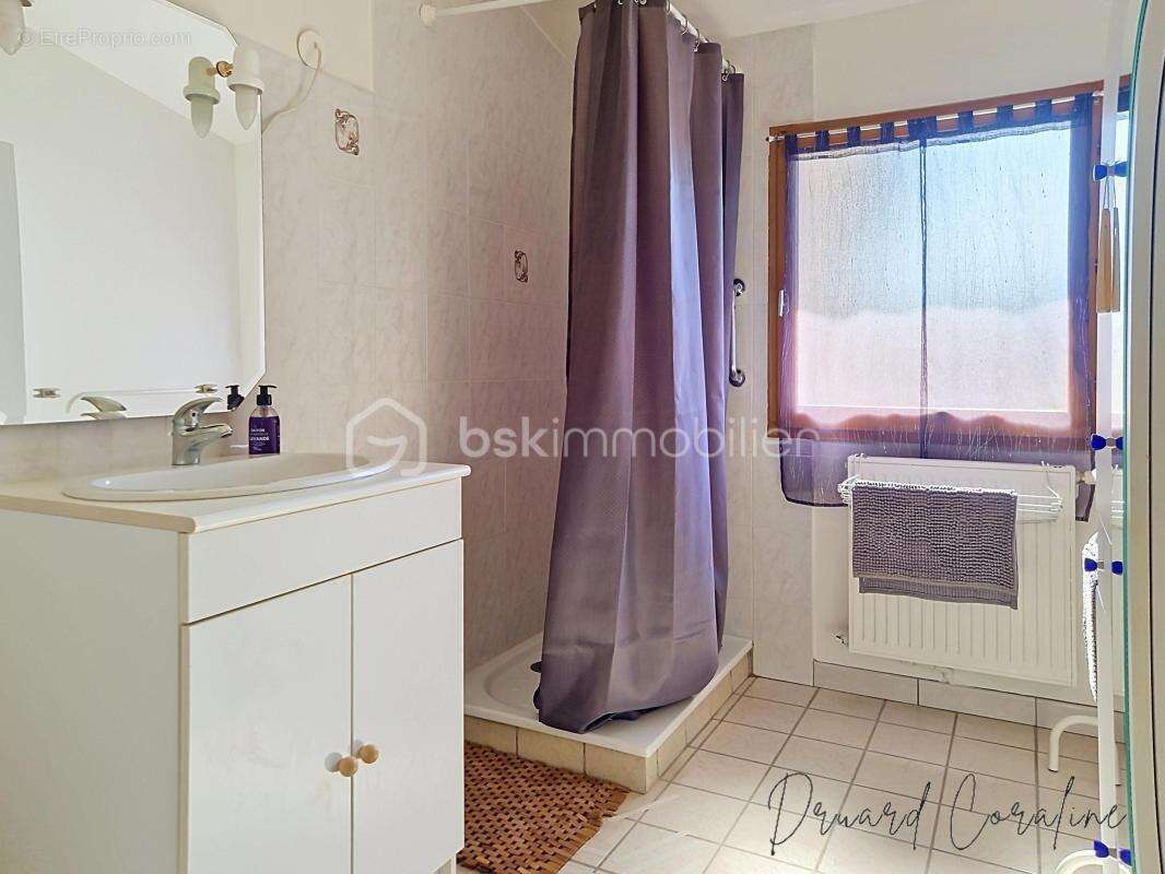 Maison de village - photo 12