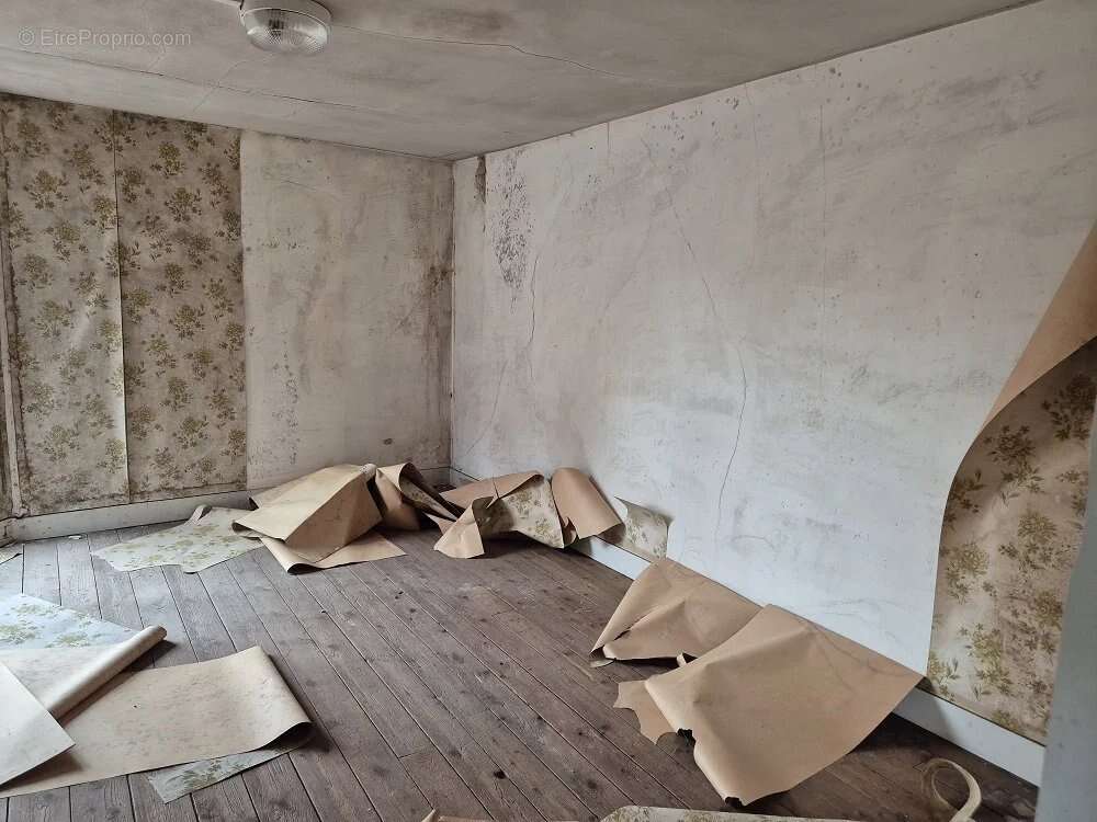 Appartement à BEAUNE-LA-ROLANDE