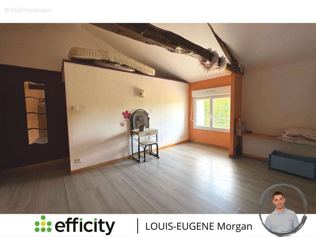 Maison à MAUPREVOIR