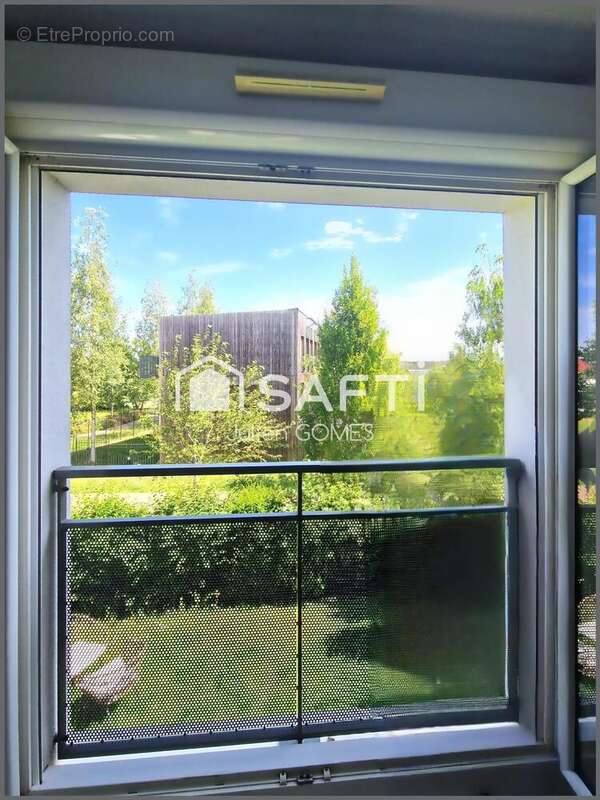 Photo 2 - Appartement à LIEUSAINT