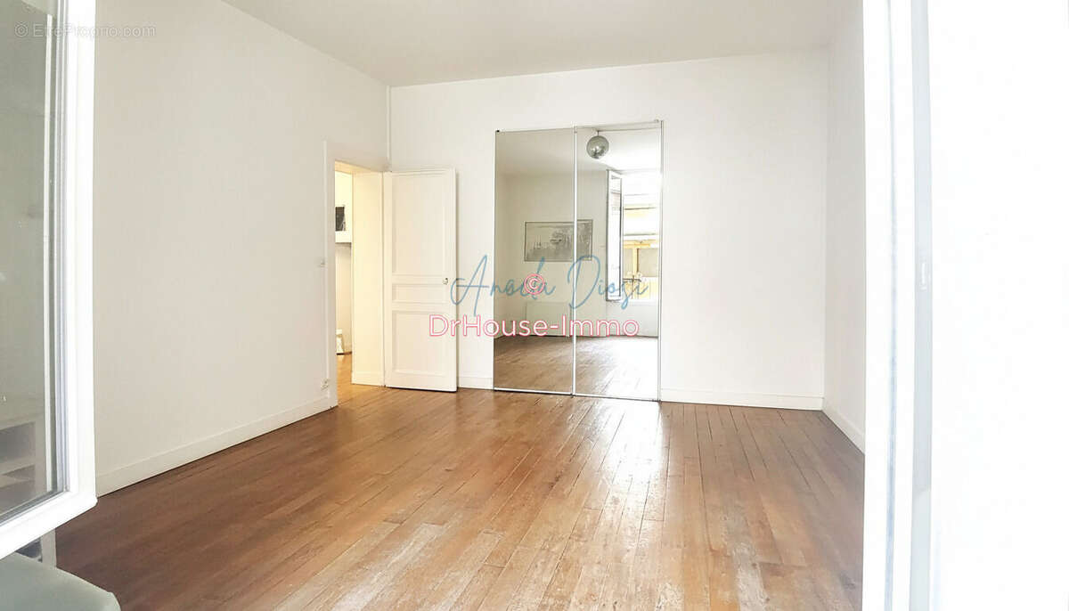 Appartement à PARIS-11E