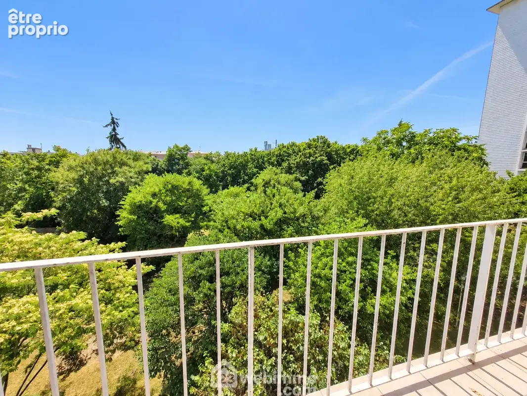 Appartement 3 pièces 55 m² à vendre à Cachan (94230) - photo 2