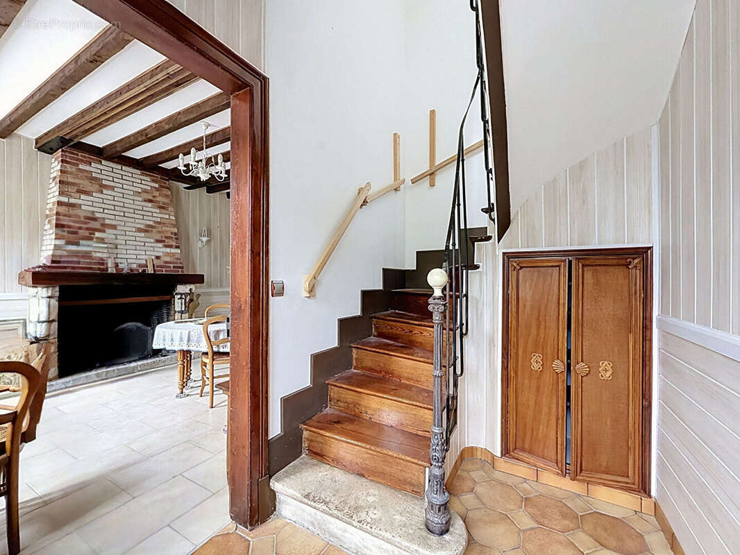 Maison à Aubevoye - photo 5