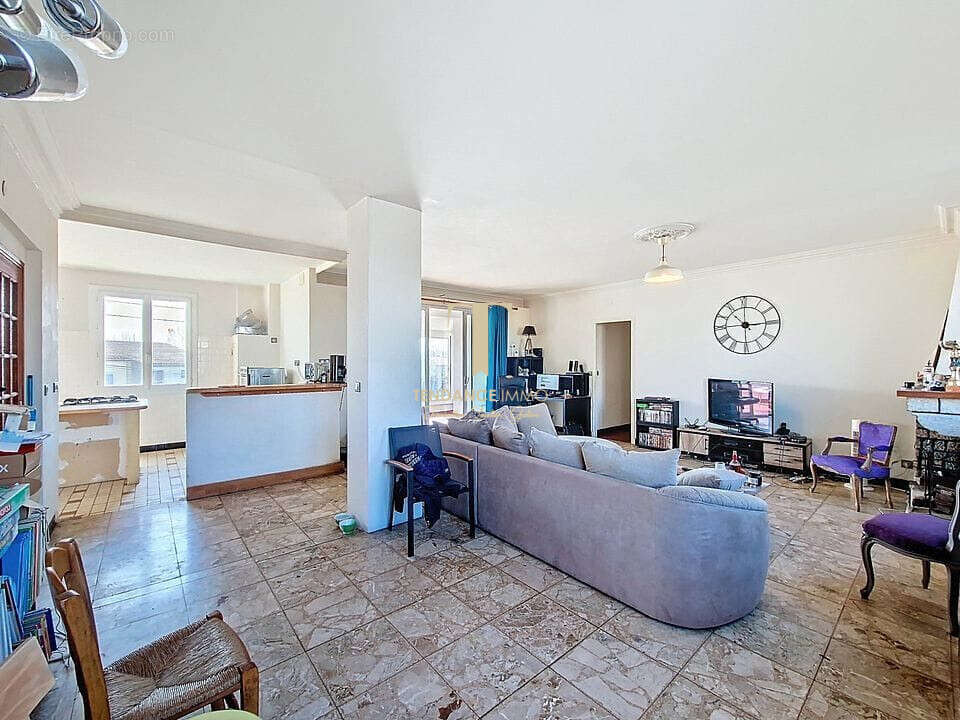 Commerce à CARCASSONNE