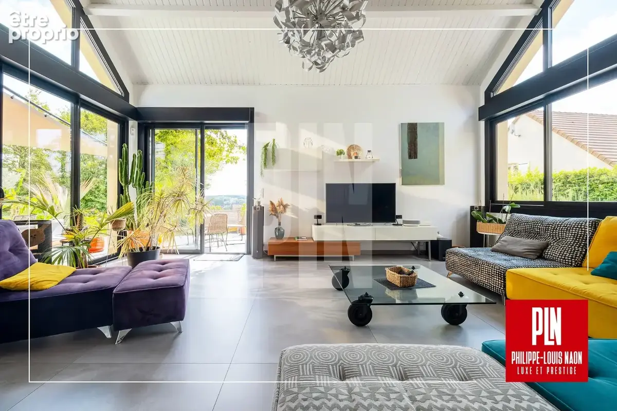 Maison d'architecte de 5 chambres avec grands volumes et jardin exotique - photo 4