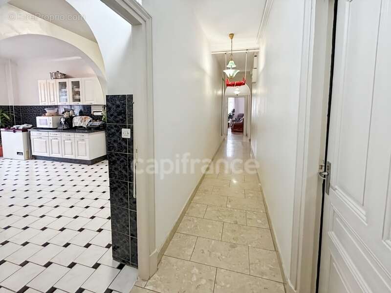 Appartement à MONTCEAU-LES-MINES