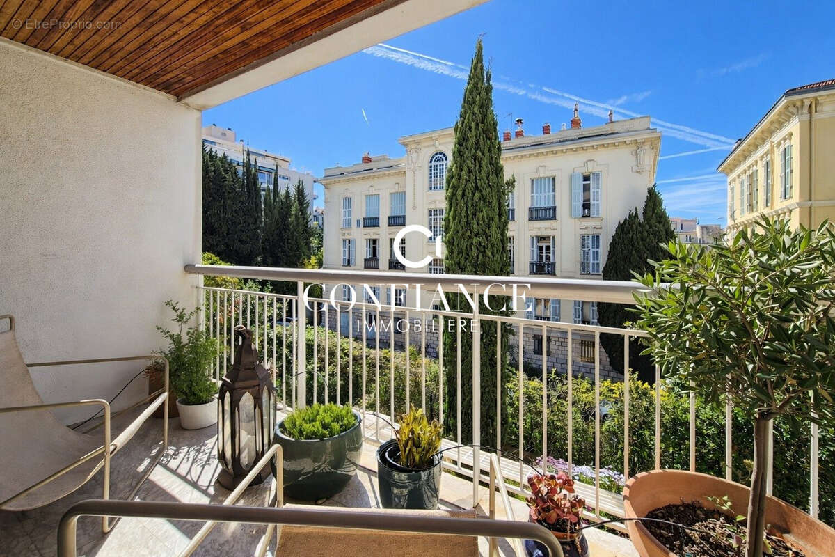 Appartement à NICE