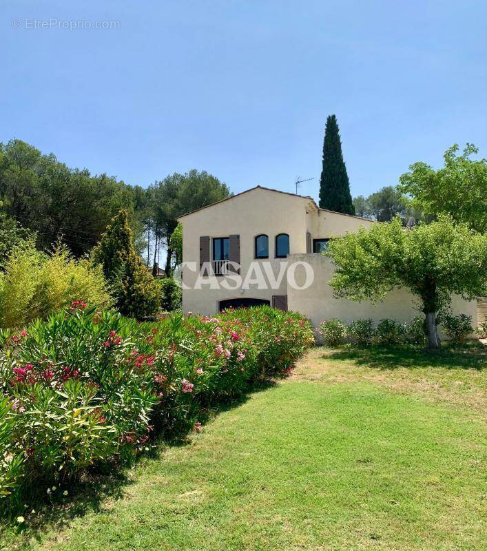 Maison à POURRIERES