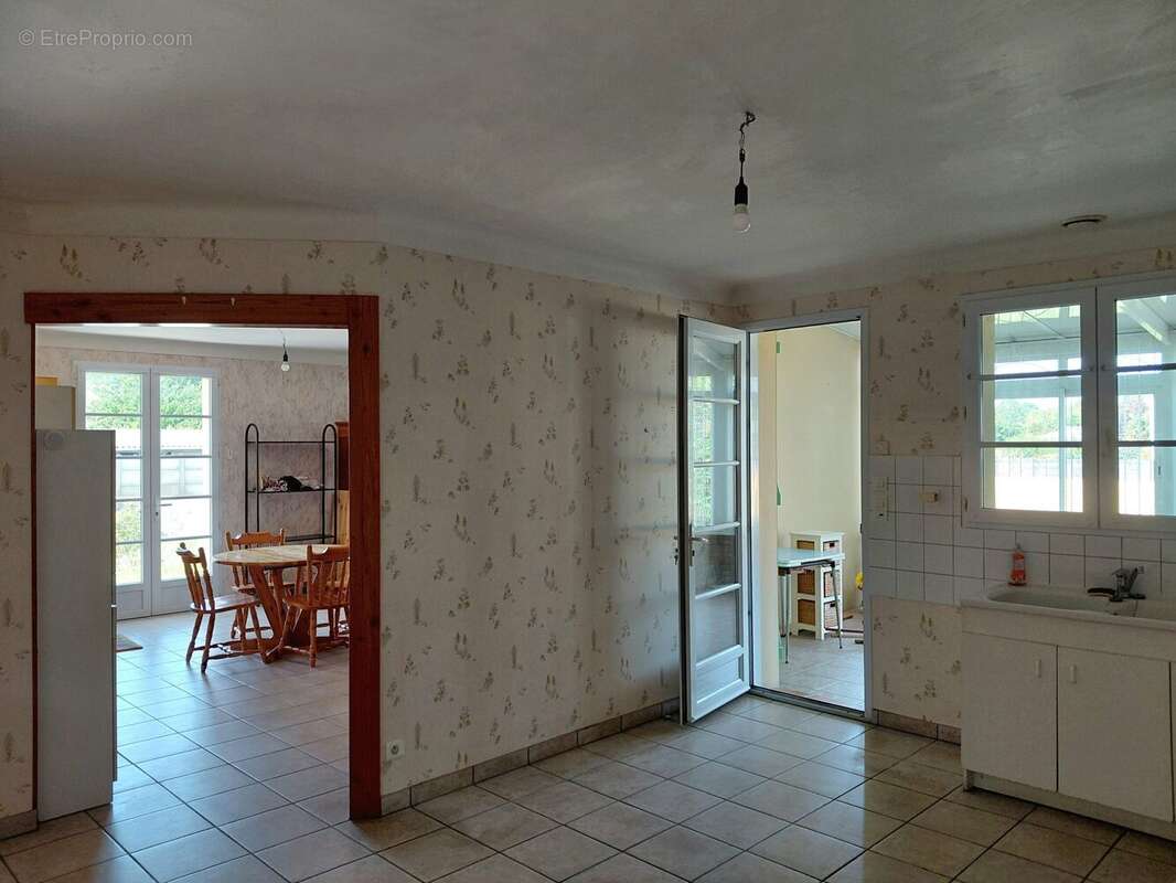 Maison 124 m² à Falleron  - photo 4
