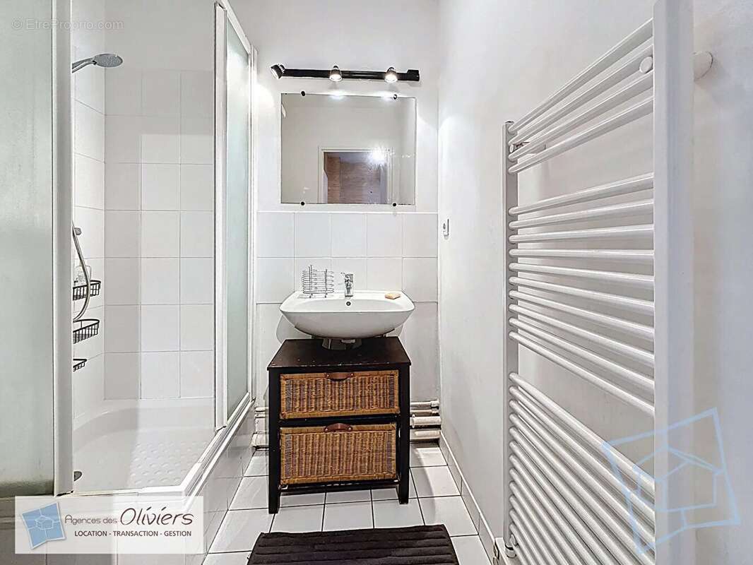 Maison à VOISINS-LE-BRETONNEUX