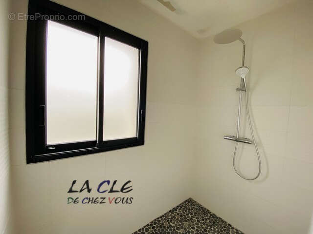 Maison à LE VANNEAU-IRLEAU