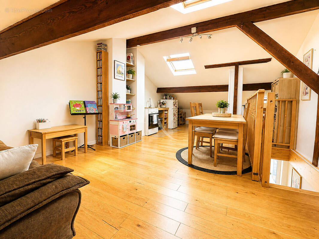 Appartement à FONTENAY-SOUS-BOIS