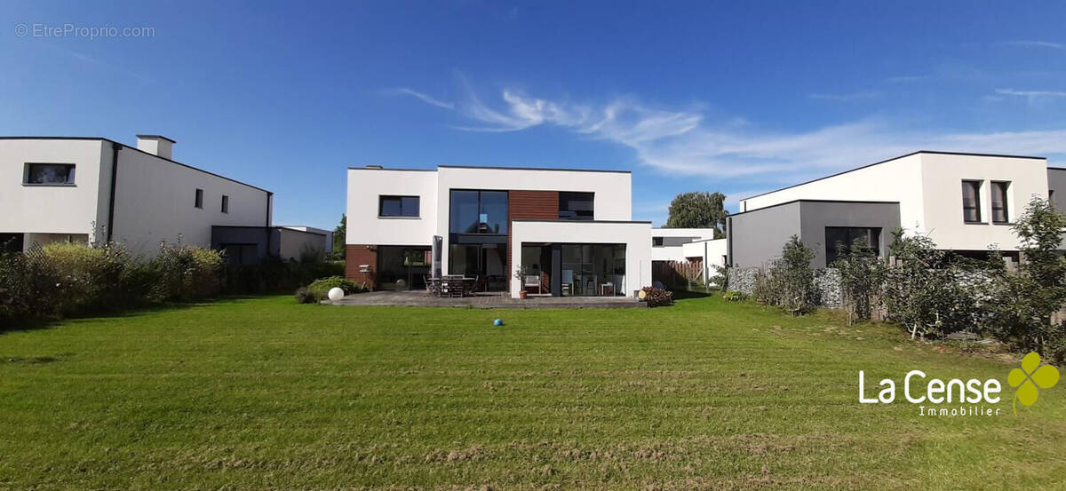 Maison à SAINGHIN-EN-MELANTOIS