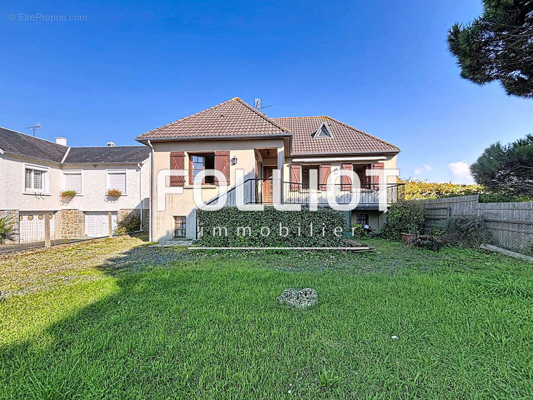 Maison à SAINT-PAIR-SUR-MER