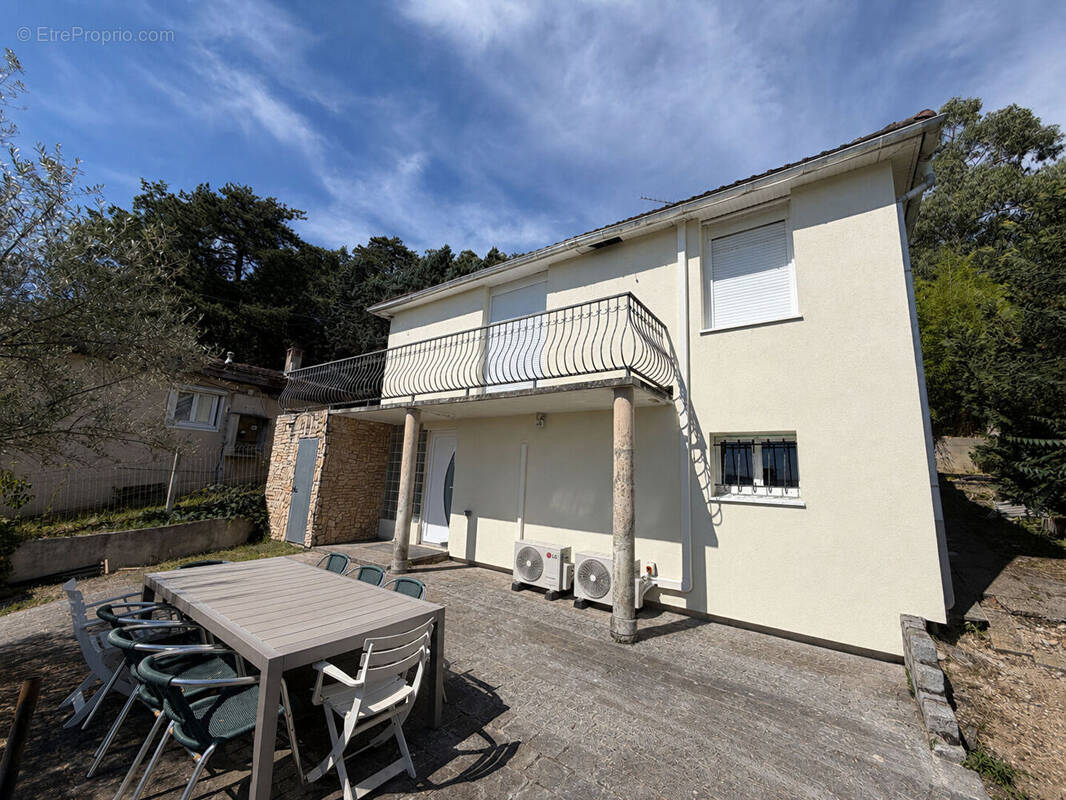 Maison à LINAS