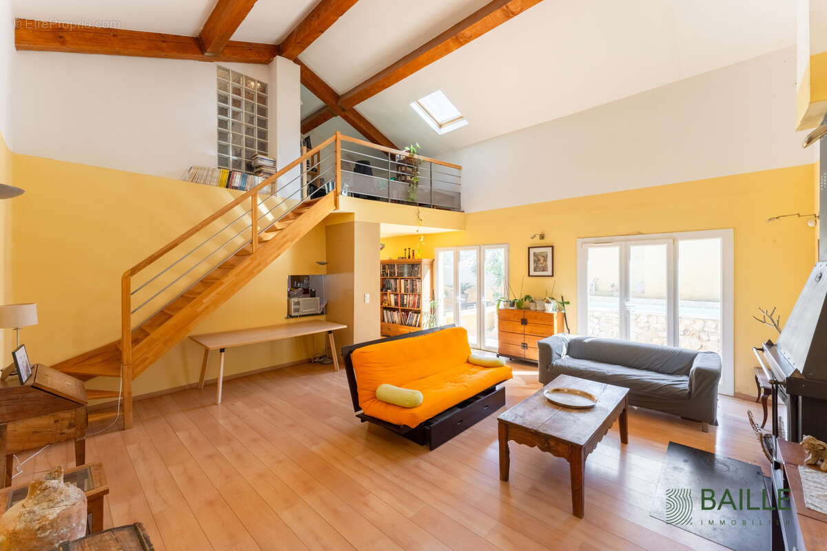 Maison à MARSEILLE-9E