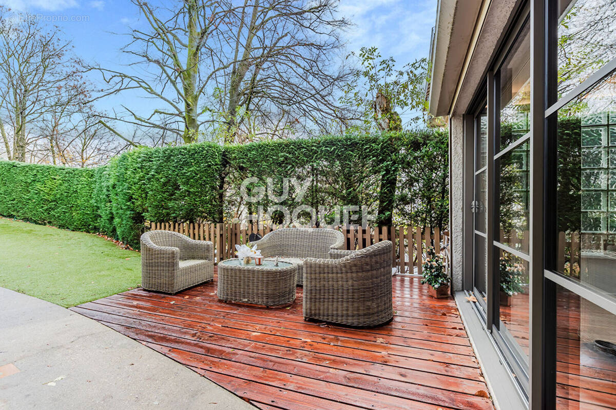 Appartement à SAINTE-FOY-LES-LYON