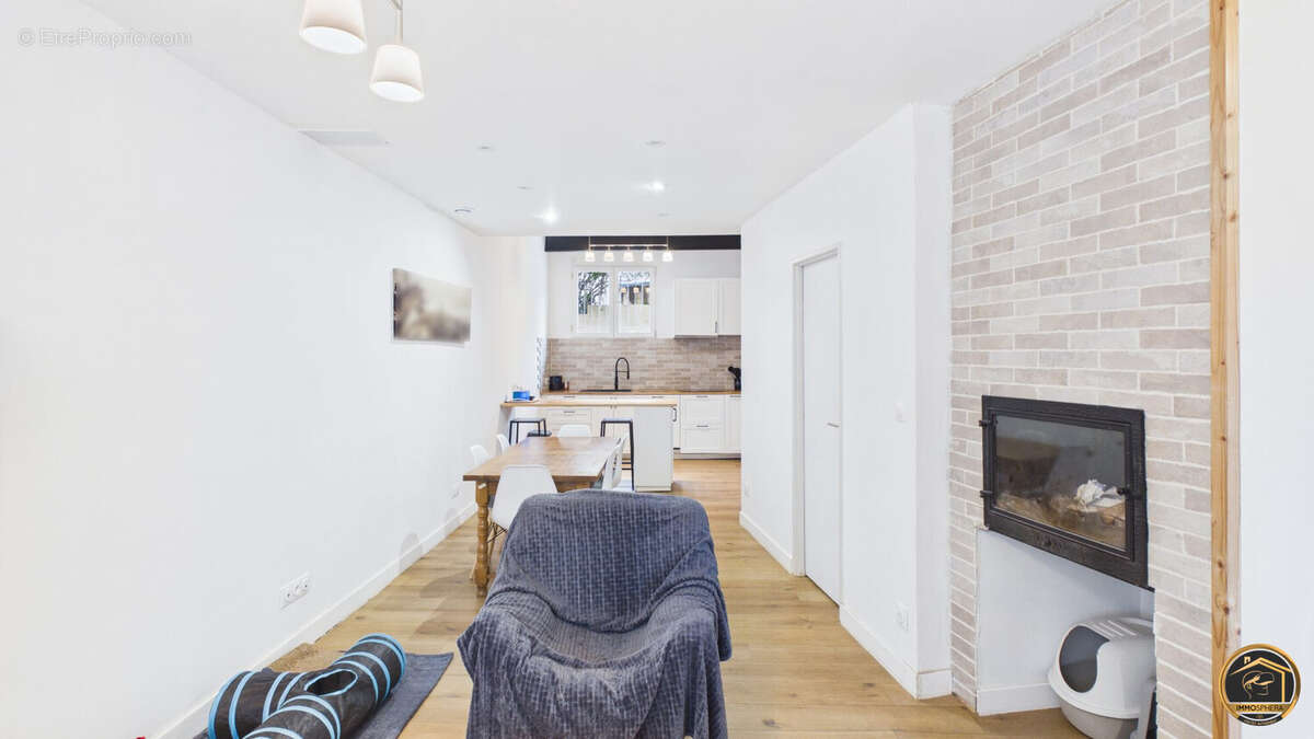 ESPACE DE VIE - Maison à QUARANTE