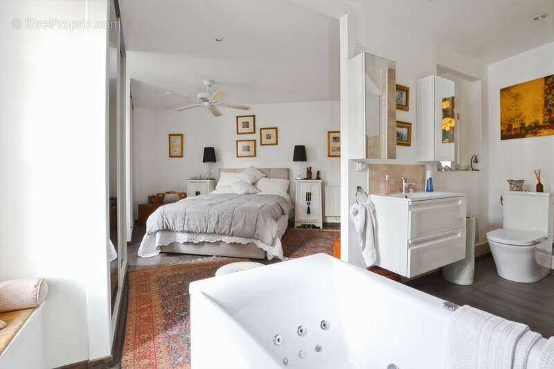 Maison à CAUSSES-ET-VEYRAN