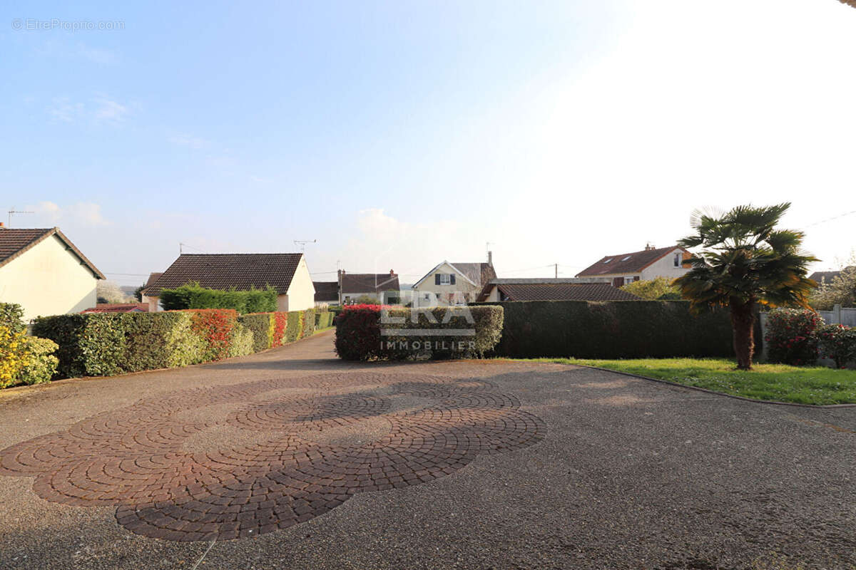 Maison à BOISSY-LE-CHATEL