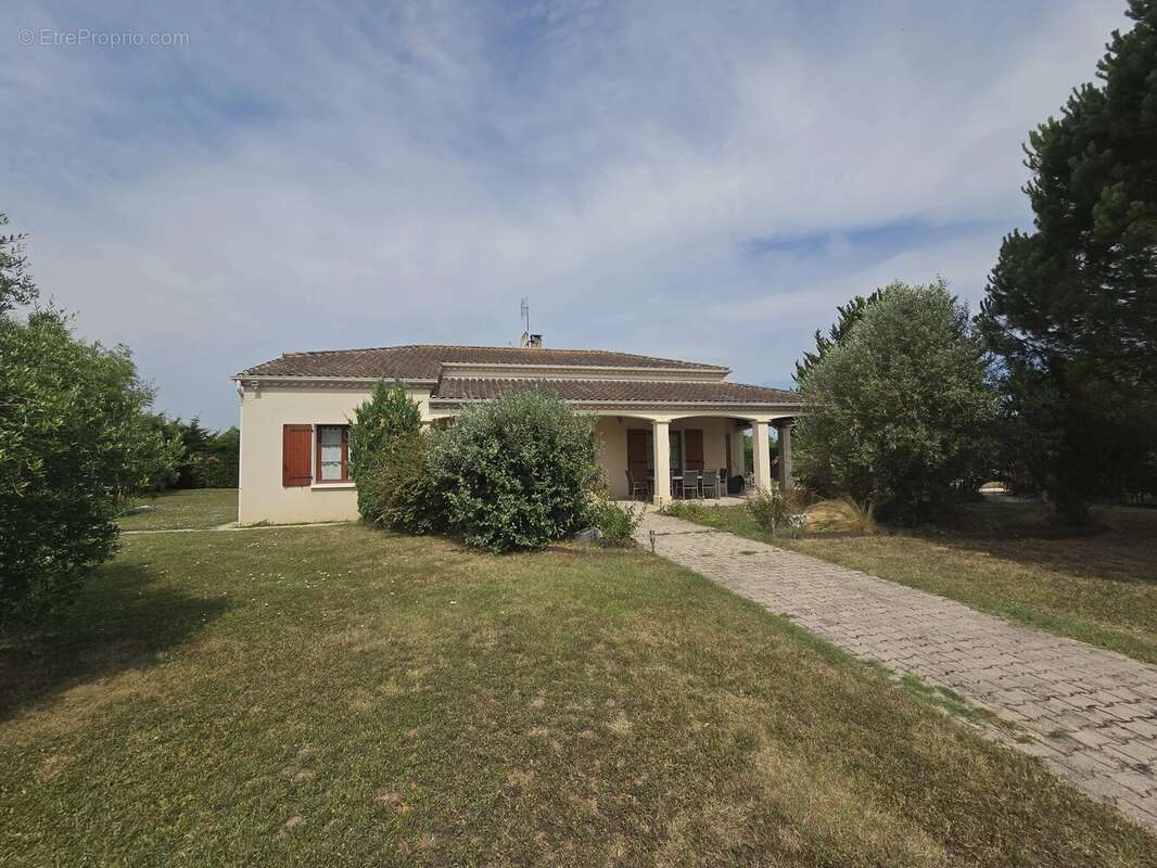 Maison moderne avec 3 chambres, jardin et piscine - photo 18
