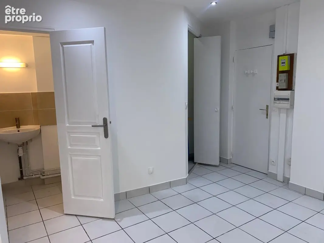 Commerce 17 m² à vendre à Paris-5e (75005) - photo 4