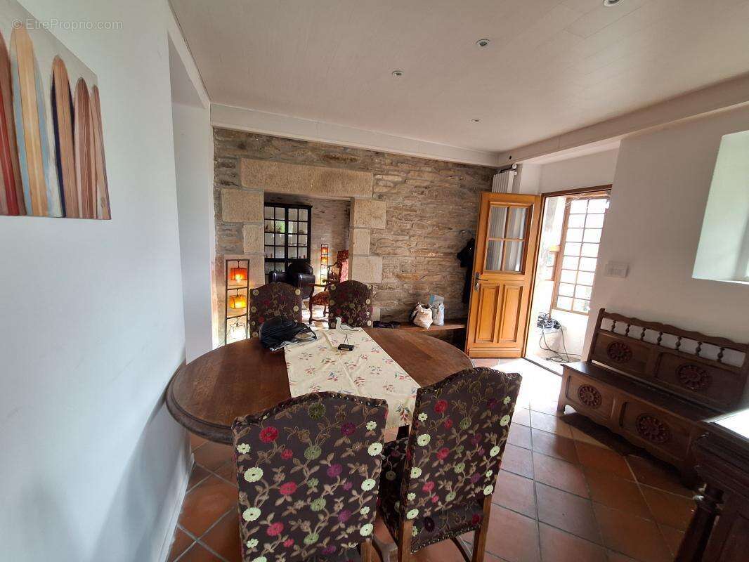 Maison à LOCQUIREC