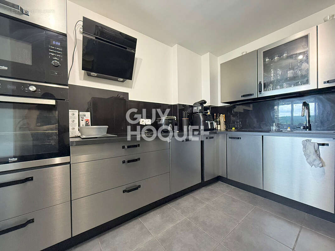 Maison à GRISY-SUISNES