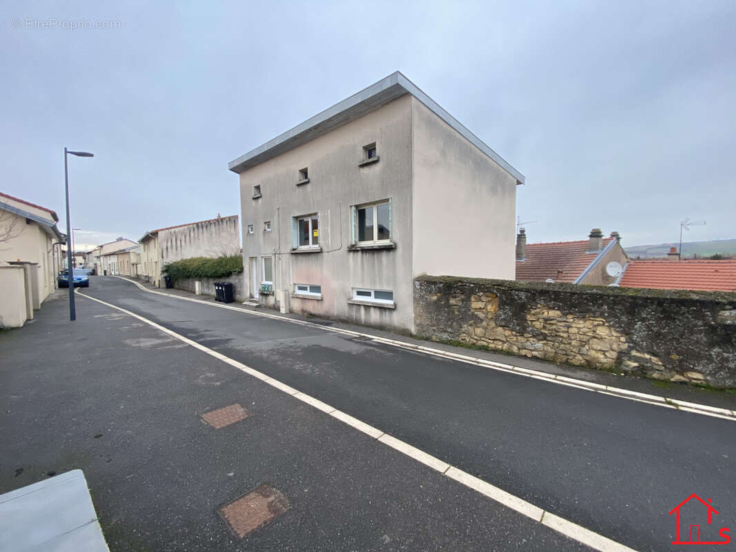 Appartement à DIEULOUARD