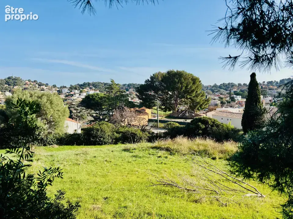 Terrain 678 m² à La Seyne-Sur-Mer  - photo 2
