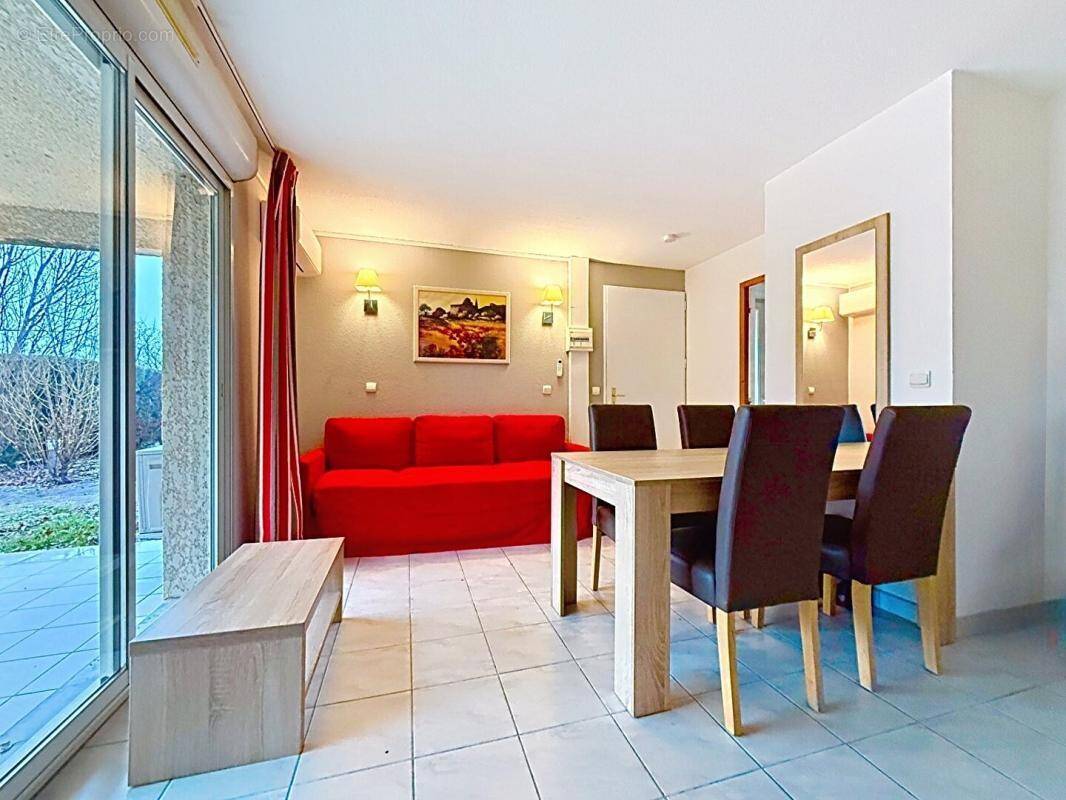 Appartement à SALAVAS