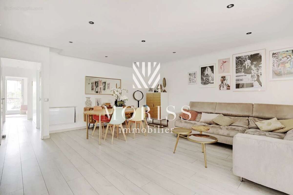 Appartement à LEVALLOIS-PERRET