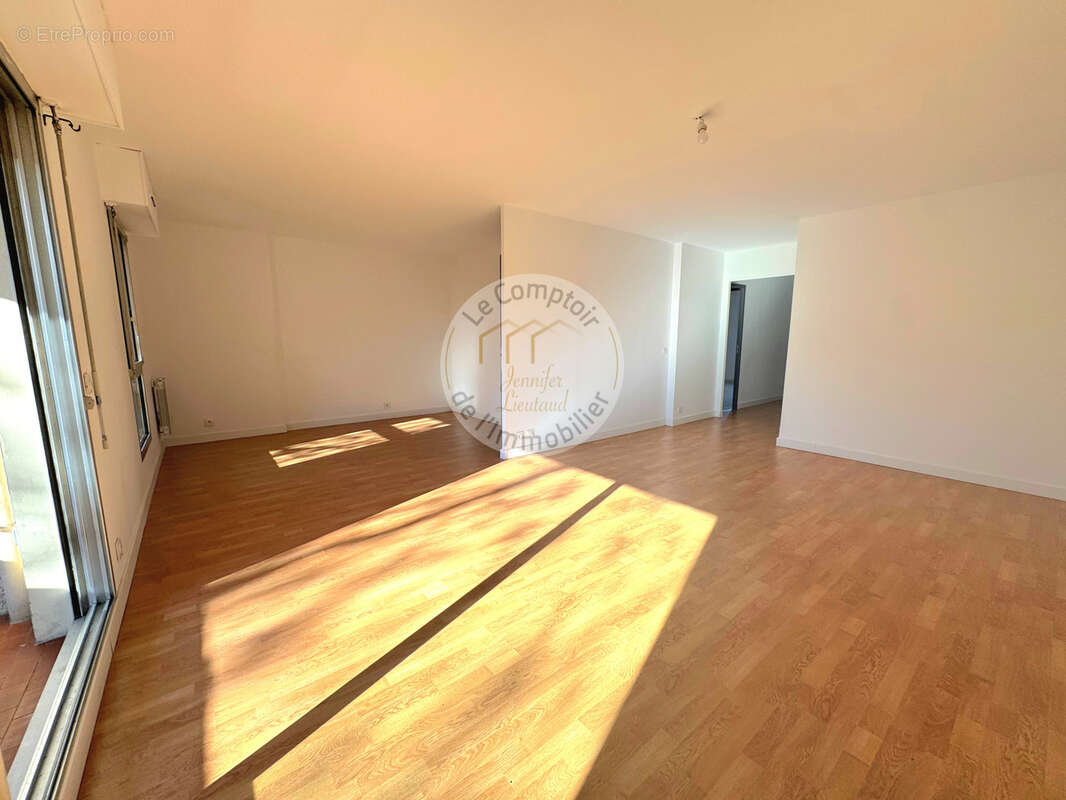 Appartement à MARSEILLE-9E
