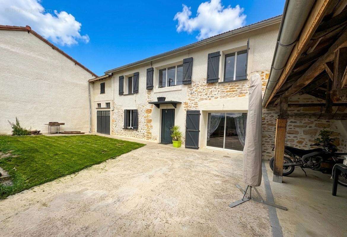 Maison  familiale ou secondaire - photo 2
