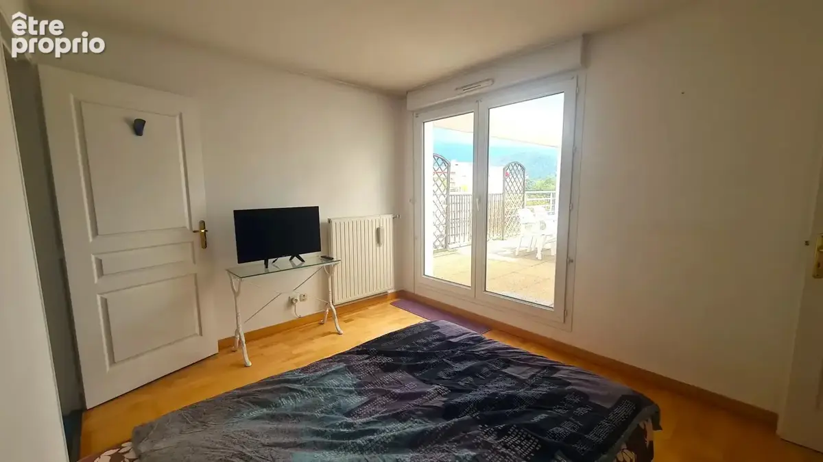 Echirolles- Appartement T4 de 93m2 au dernier étage - photo 11