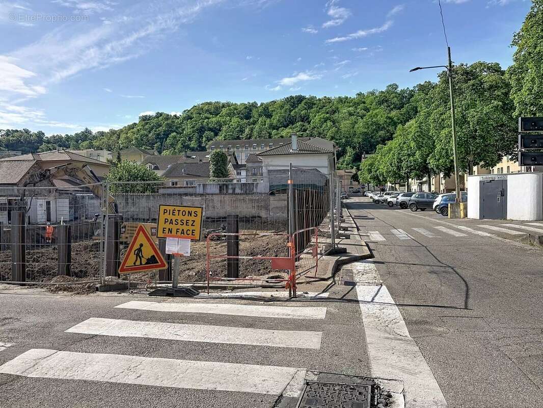 Commerce à BOURGOIN-JALLIEU