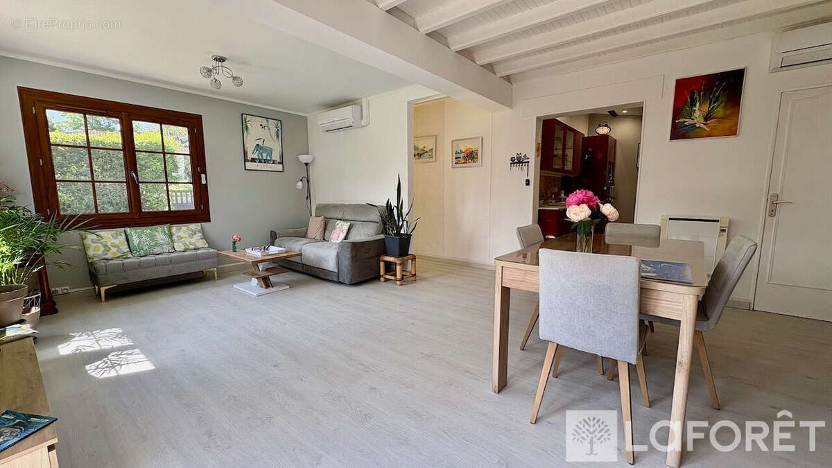 Maison à GUJAN-MESTRAS