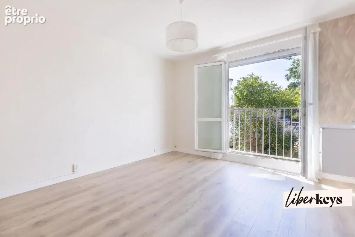 Appartement T4 rénové avec cave et parking Saint-Herblain - photo 10
