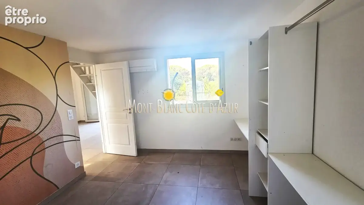 Plan de la tour domaine viticole + 2 maisons mitoyennes - photo 18