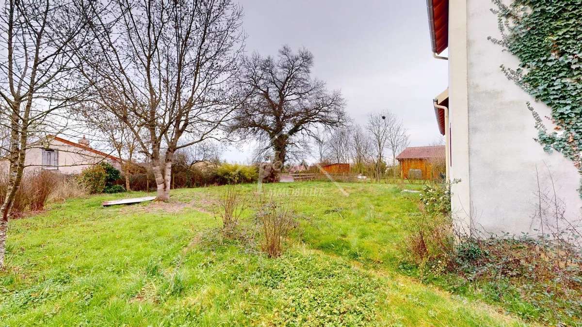 Maison à SALIGNY-SUR-ROUDON