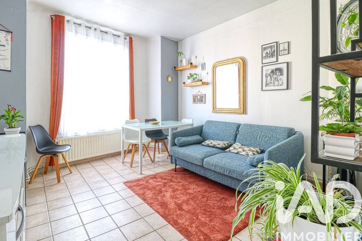 Photo 1 - Appartement à SAINT-PRIX