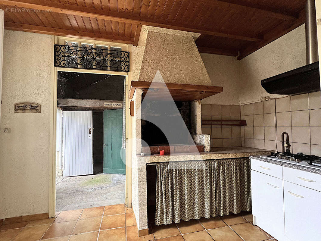 Maison à MONTPON-MENESTEROL