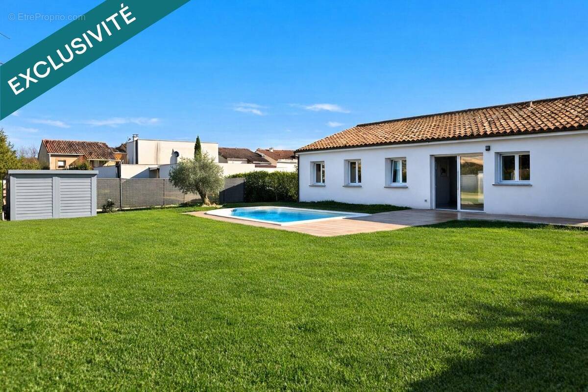 Photo 1 - Maison à SAINT-SULPICE