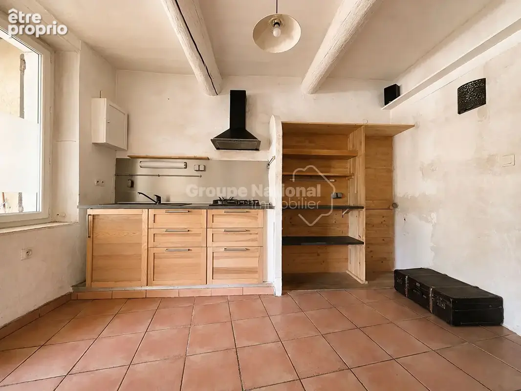 Exclusivité - Maison de ville pleine de charme - Avec cour - photo 5