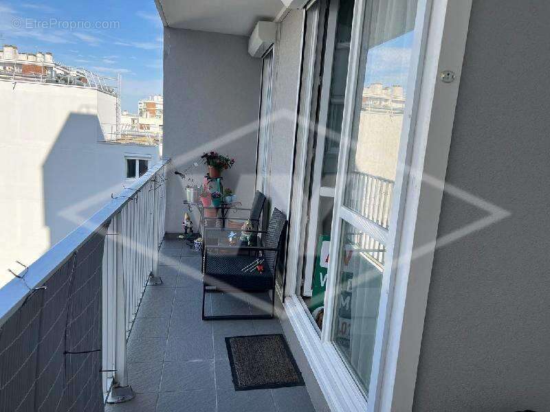 Appartement à QUINCY-SOUS-SENART