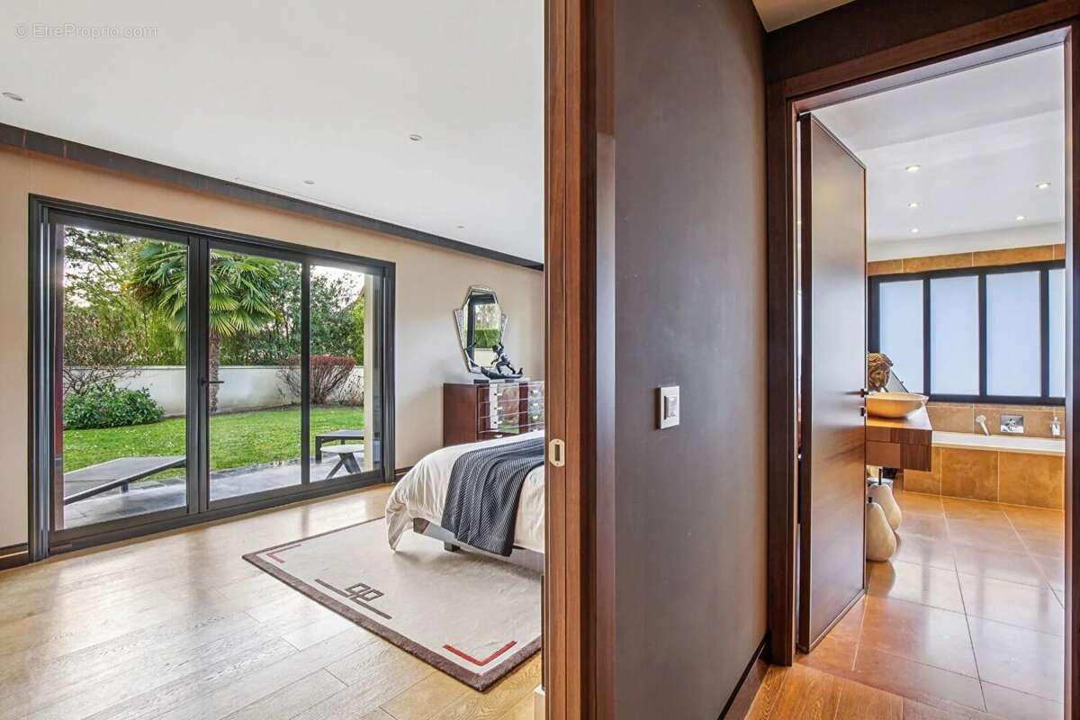 Maison à CROISSY-SUR-SEINE