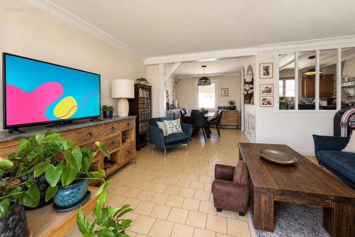 Maison de 5 pièces de 109 m² à Donzère - photo 7