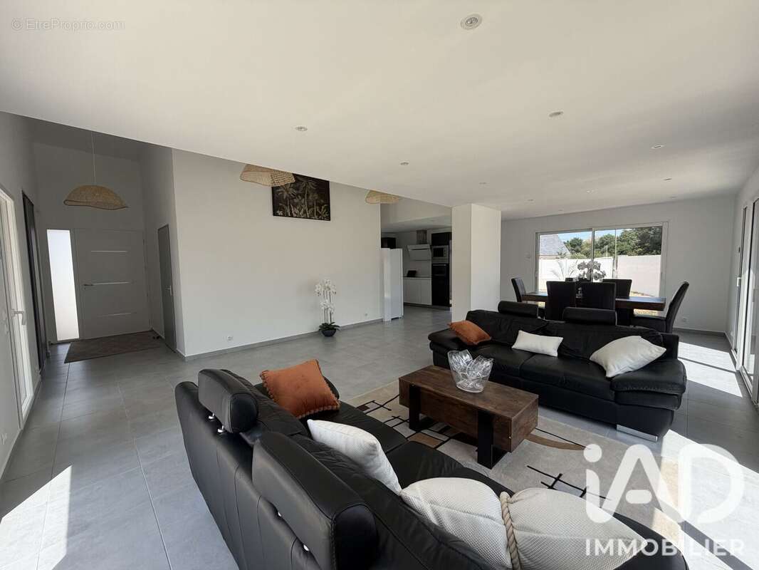 Maison 110 m² à Concarneau  - photo 8
